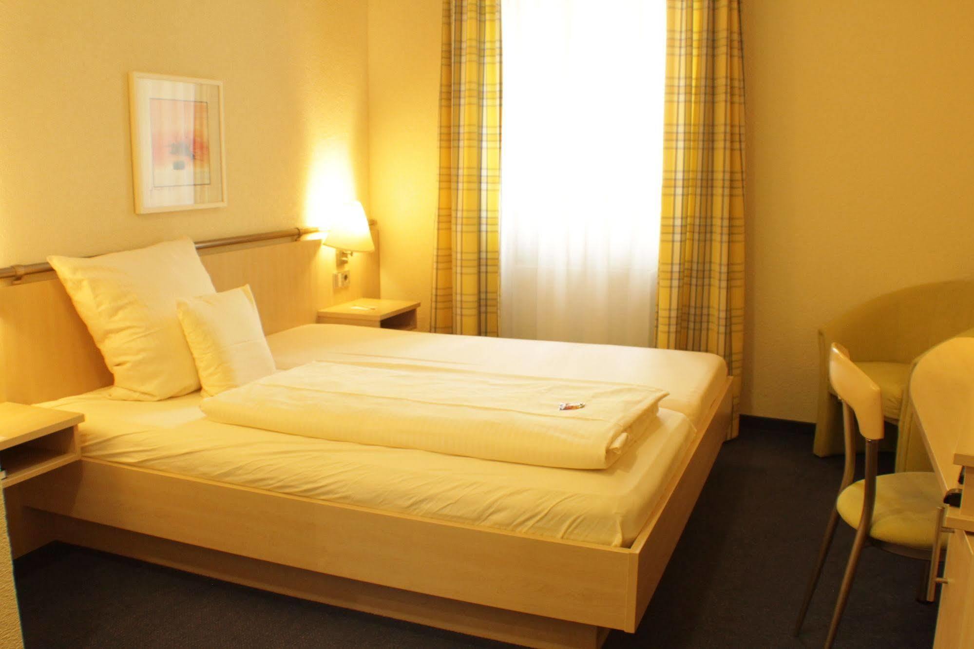 Living & Serviced Apartments By Blauer Wolf غونوهاوسن المظهر الخارجي الصورة